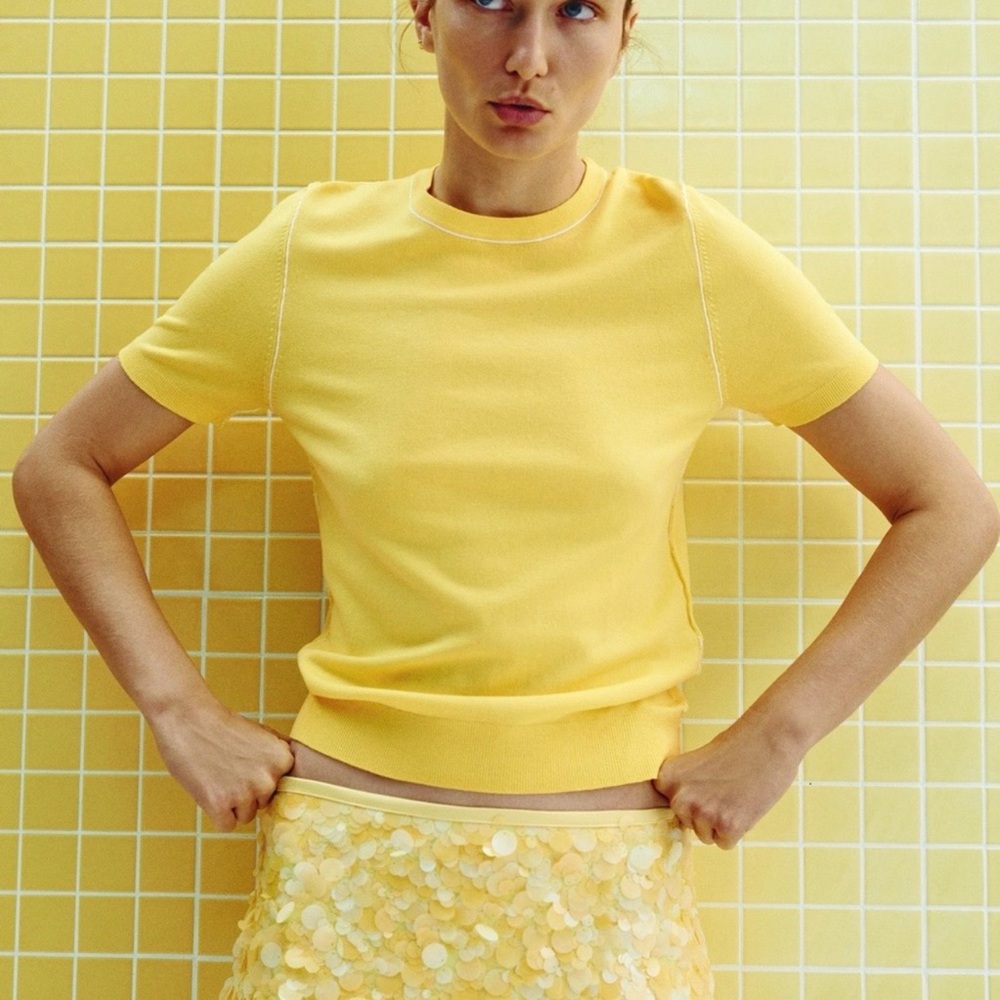 Zara Mini Sequin Skirt in Yellow - Picture 5 of 7